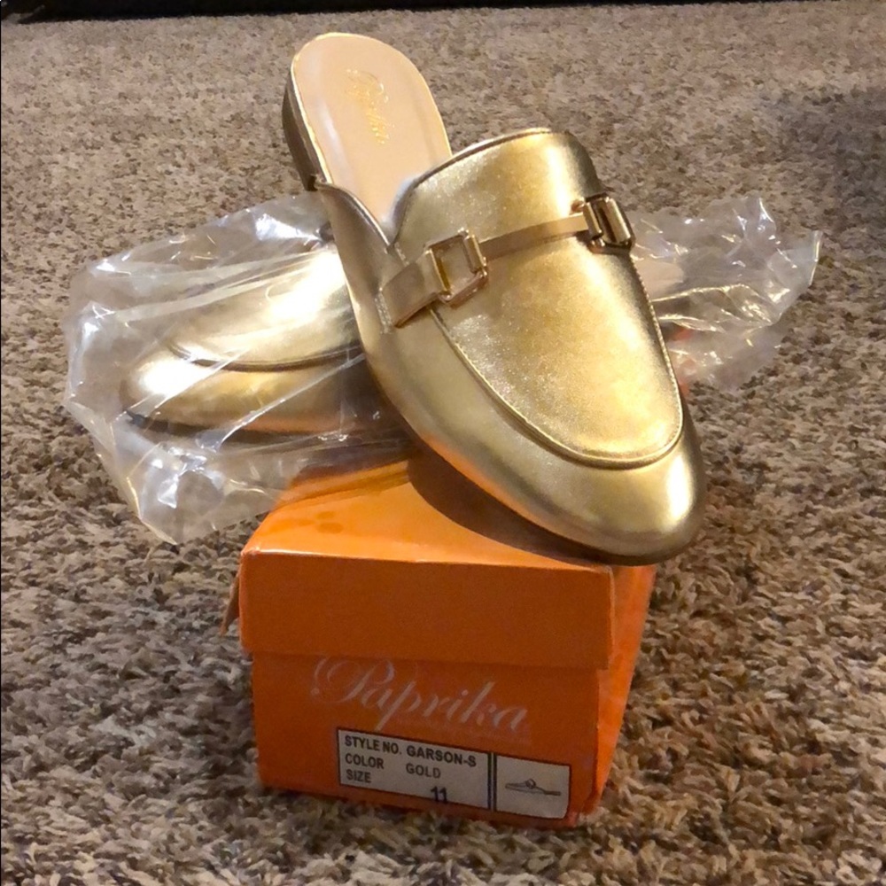 Paprika gold slip on shoes sz 11 💛